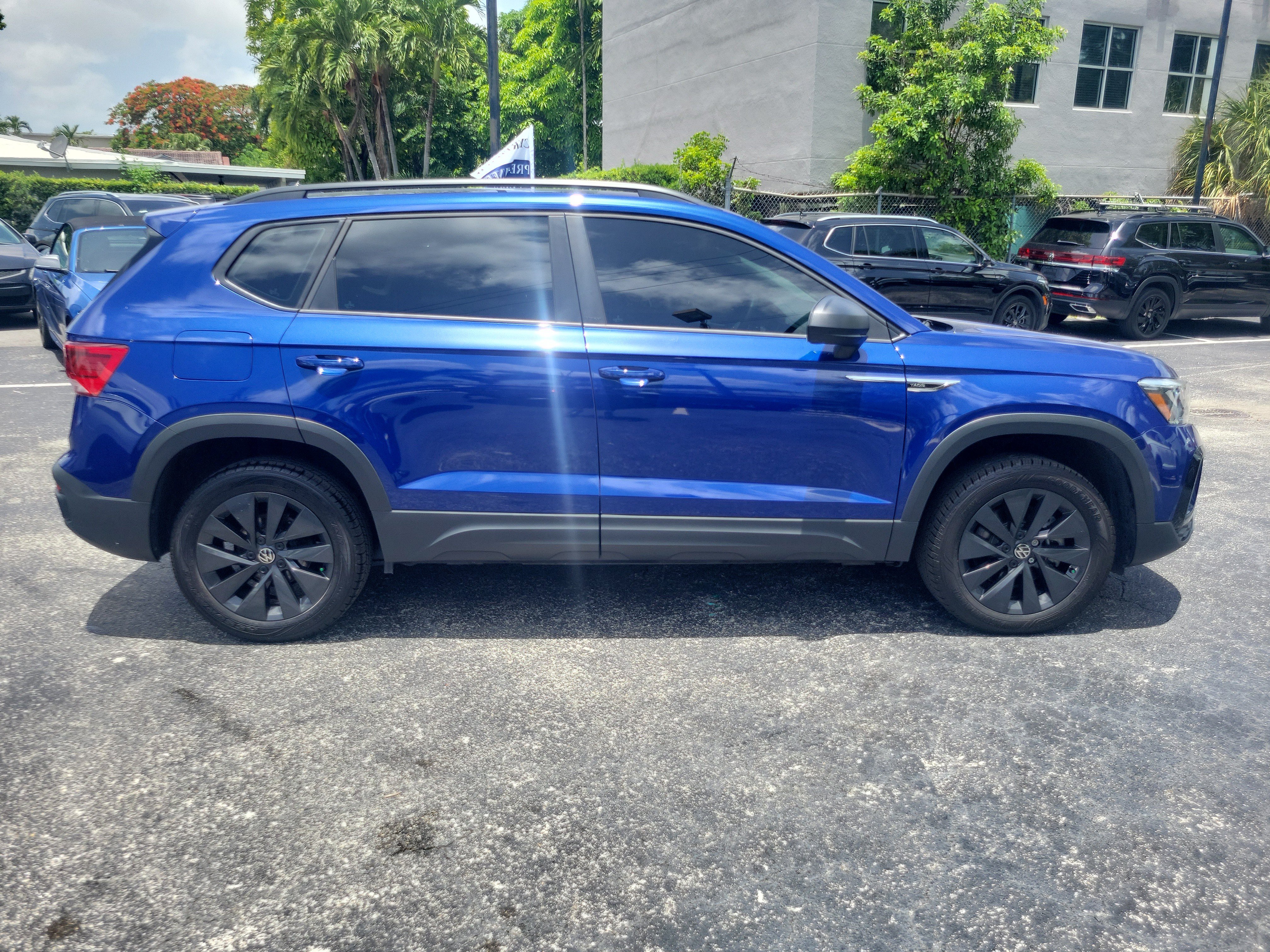 Certified 2024 Volkswagen Taos S FWD image 6
