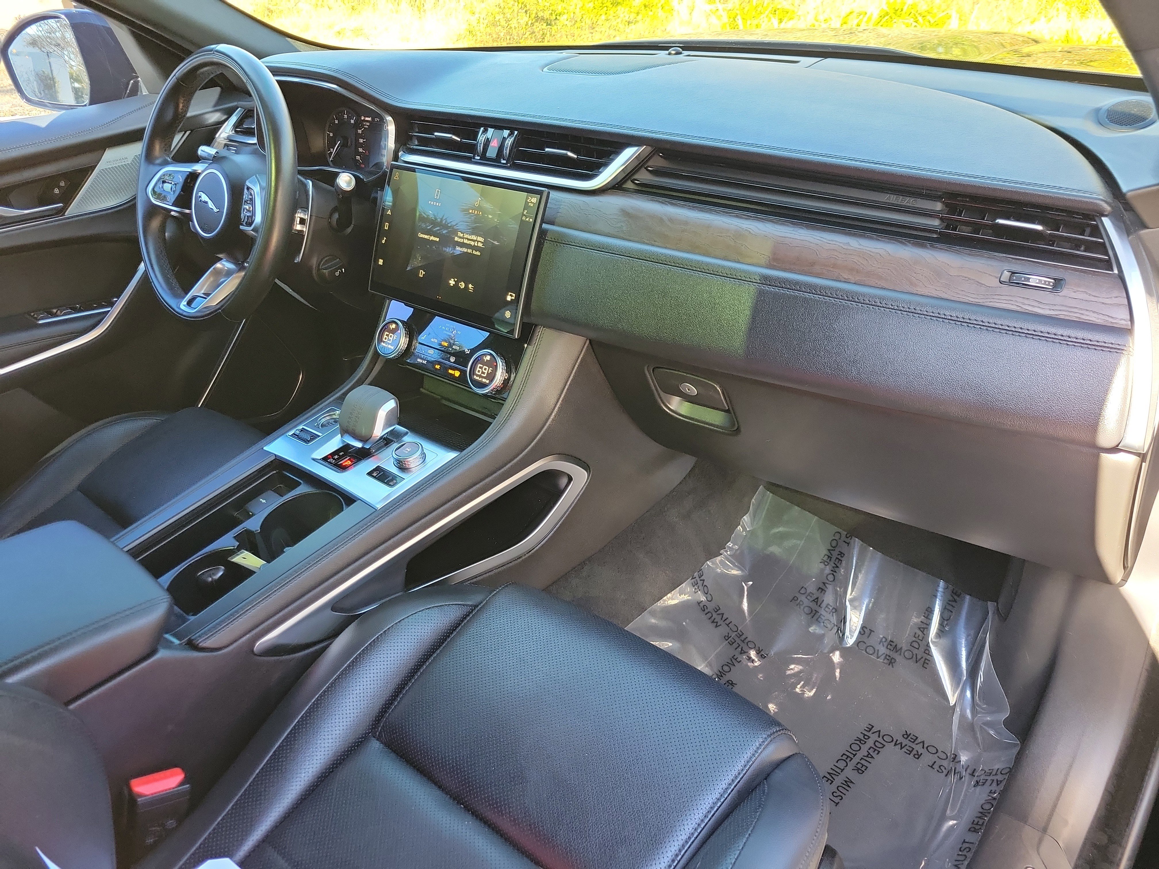 Used 2021 Jaguar F-PACE S image 12