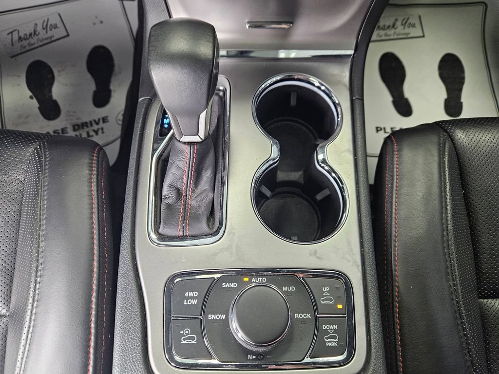 Used 2018 Jeep Grand Cherokee Trailhawk w/ Trailhawk Luxury Group AWD/4WD image 14