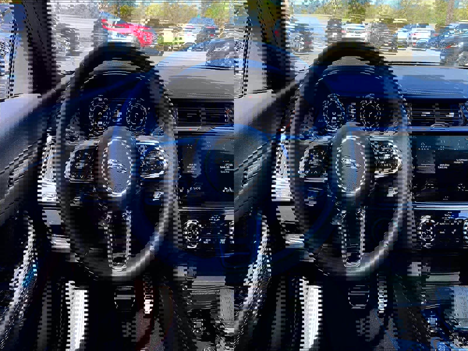 Used 2024 Jaguar E-PACE R-Dynamic SE image 6