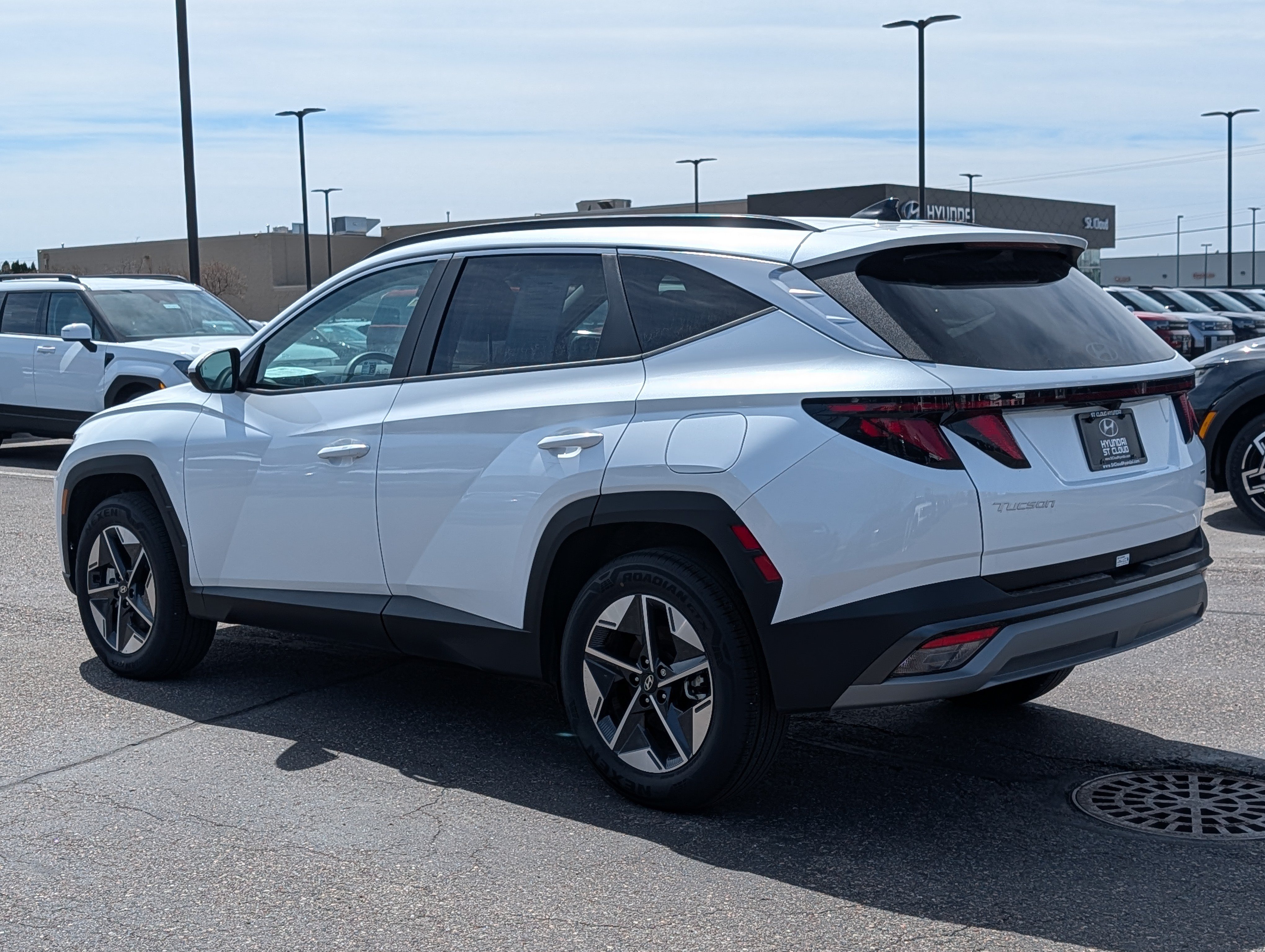 Used 2025 Hyundai Tucson SEL AWD/4WD image 3