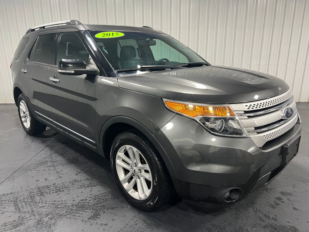 Used 2015 Ford Explorer XLT w/ Equipment Group 202A image 17