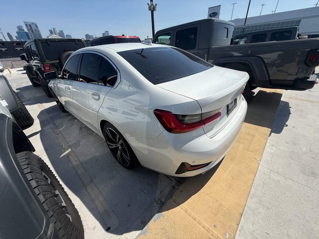 Used 2020 BMW 330i Sedan w/ Convenience Package image 4