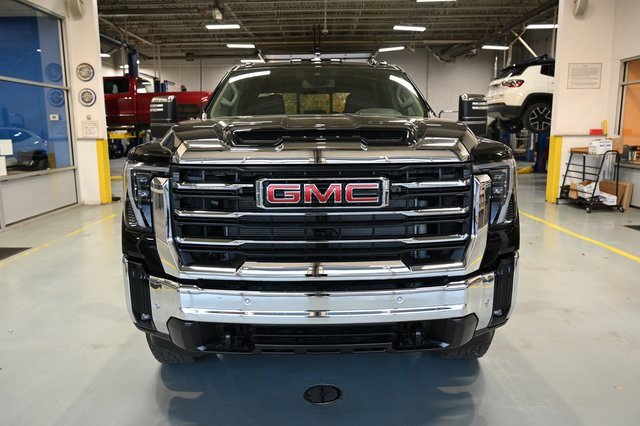 New 2026 GMC Sierra 2500 SLT w/ SLT Premium Package image 2