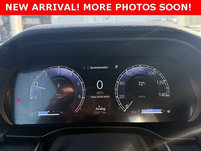 Used 2025 Jeep Grand Cherokee Altitude image 6