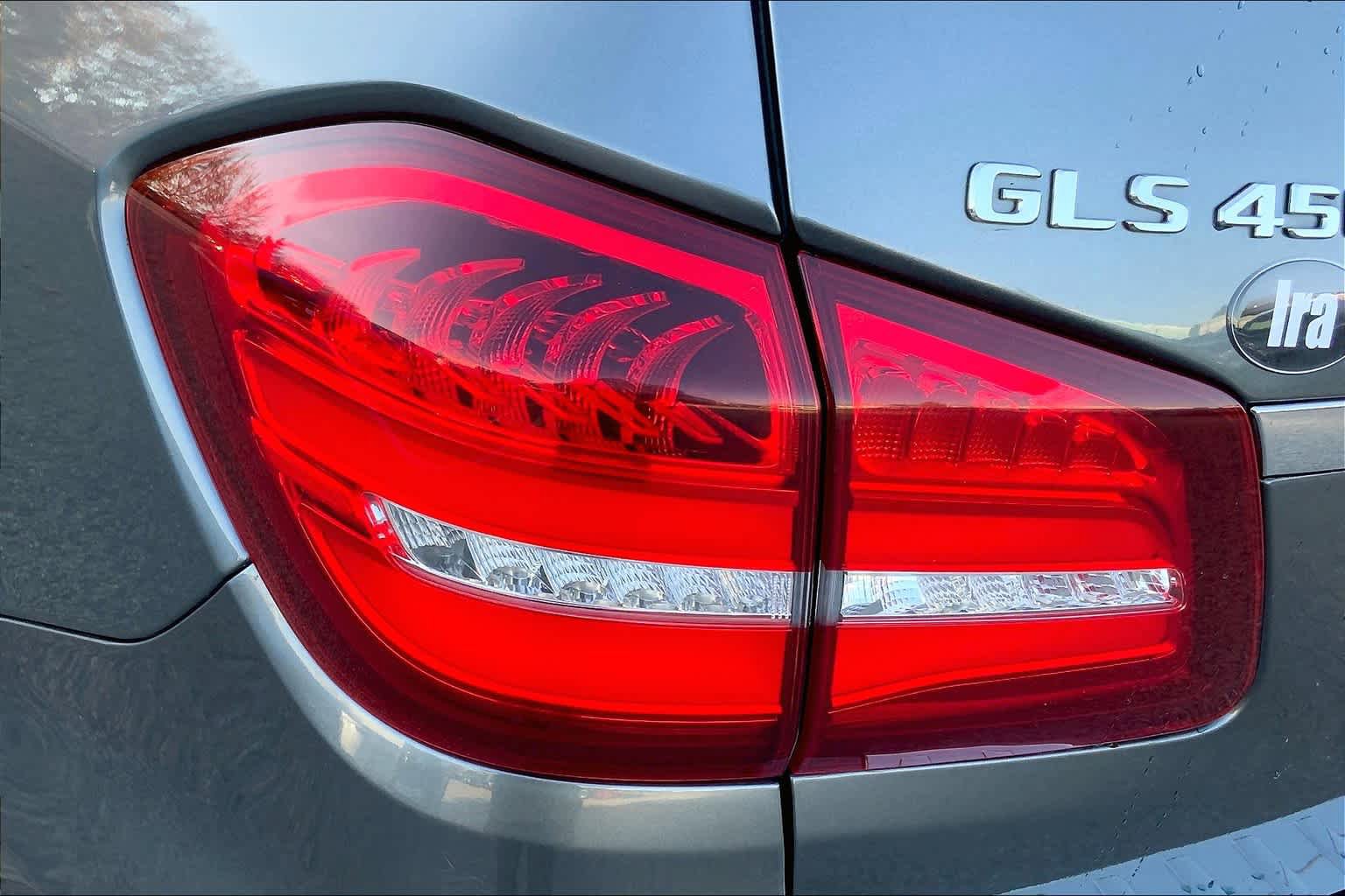 Used 2017 Mercedes-Benz GLS 450 4MATIC image 28