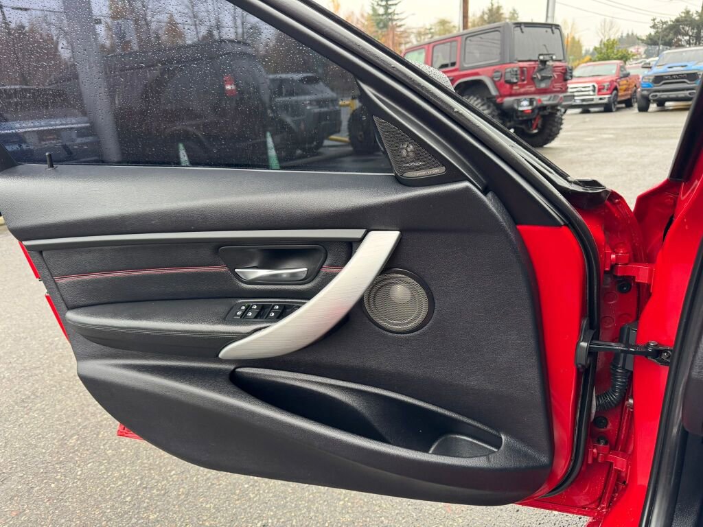 Used 2012 BMW 335i Sedan image 20