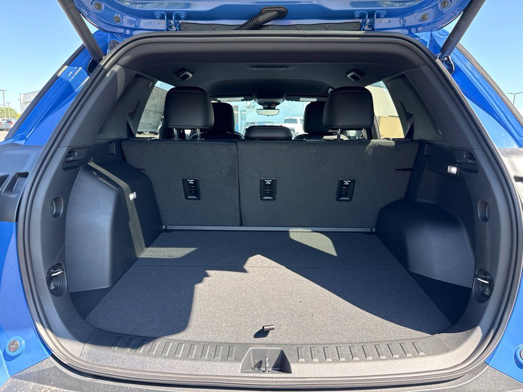 New 2027 Chevrolet Equinox RS w/ Safety and Technology Package AWD/4WD image 22