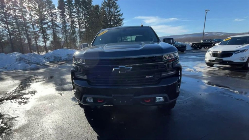 Used 2019 Chevrolet Silverado 1500 LT Trail Boss image 3
