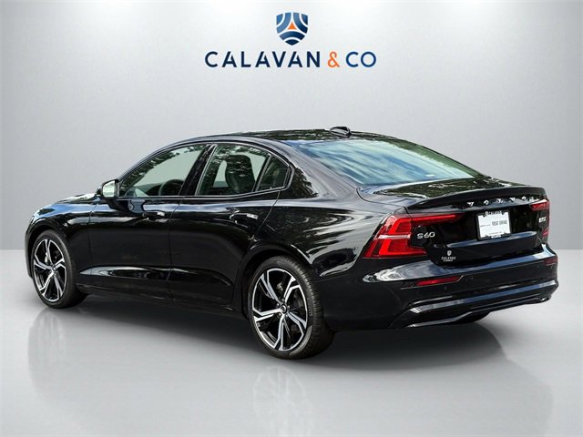 Used 2024 Volvo S60 B5 Core image 5