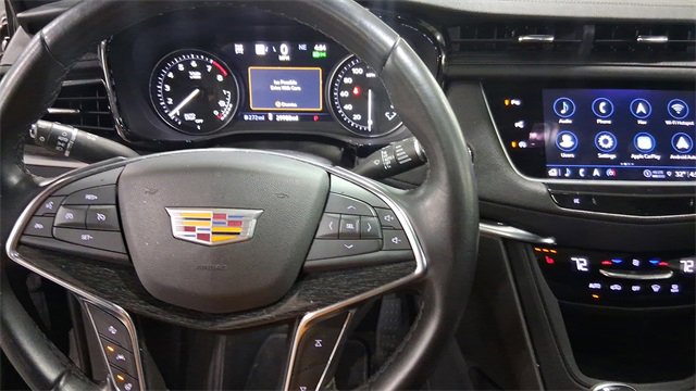 Used 2022 Cadillac XT5 Premium Luxury w/ Technology Package image 12