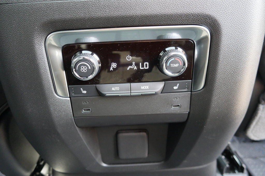 New 2026 Chevrolet Tahoe RST AWD/4WD image 18