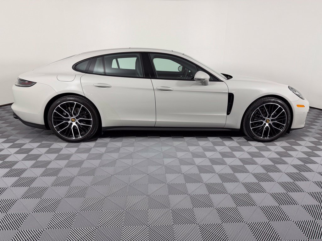 Certified 2023 Porsche Panamera 4 Platinum Edition AWD/4WD image 12