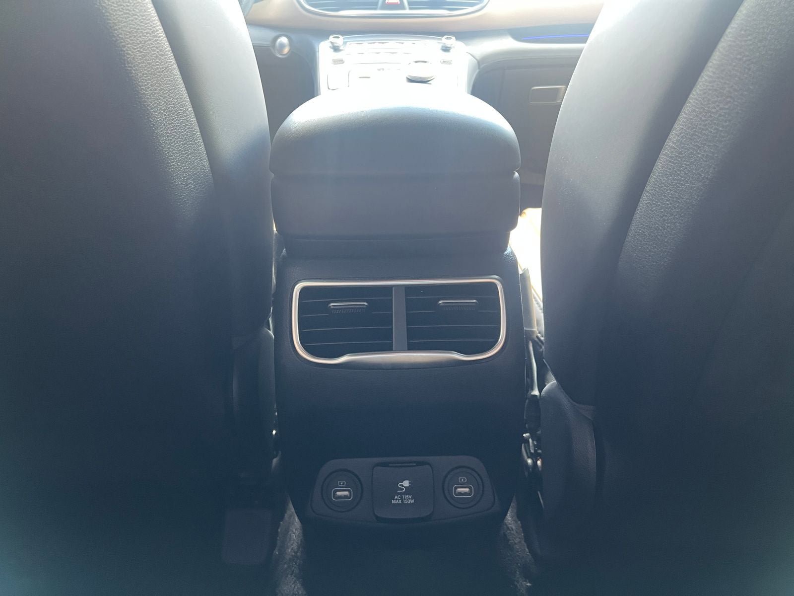 Used 2023 Hyundai Santa Fe Calligraphy AWD/4WD image 22