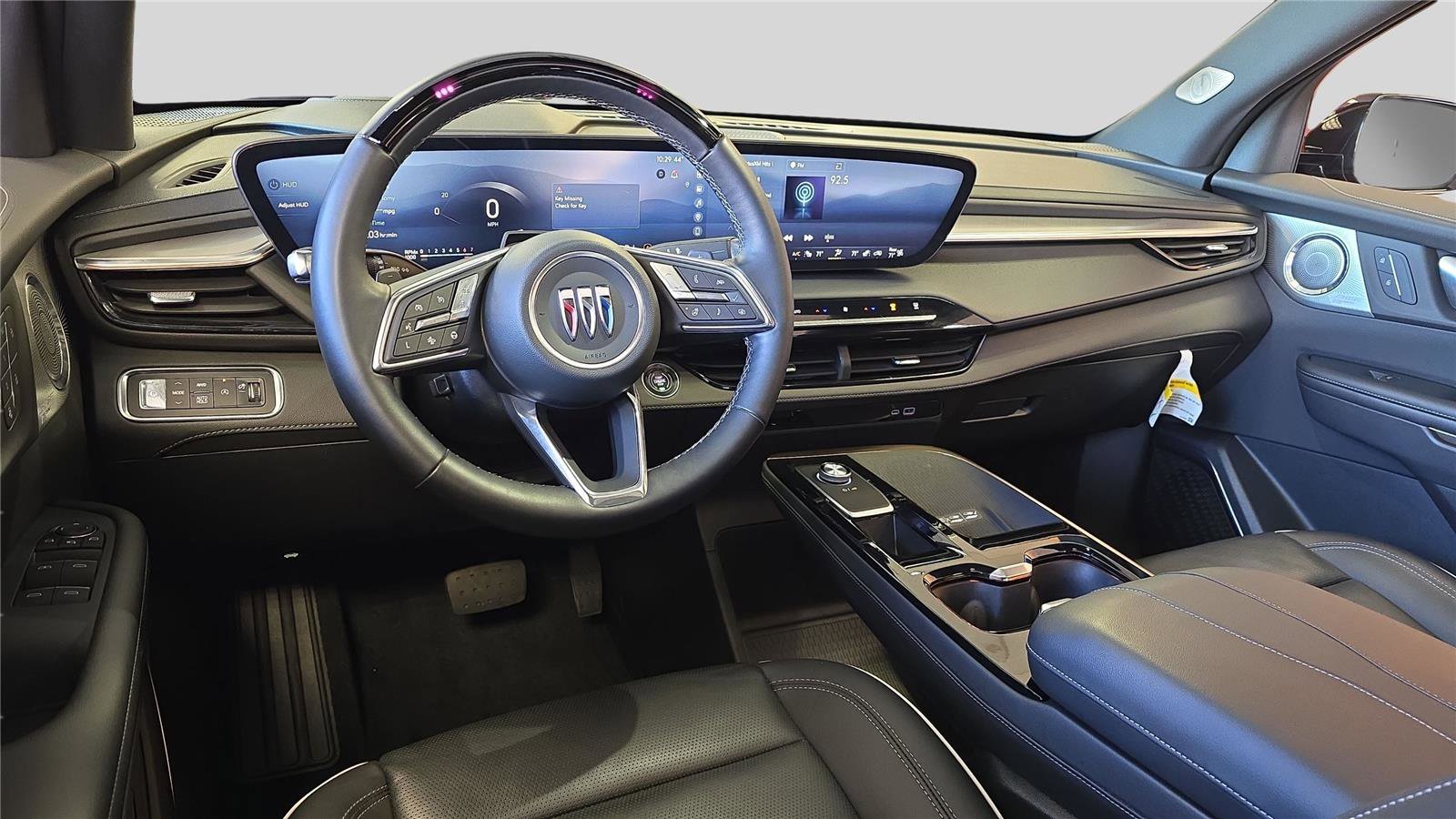 Used 2025 Buick Enclave Avenir w/ Super Cruise Package image 18