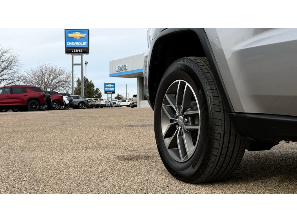 Used 2018 Jeep Grand Cherokee Limited image 8