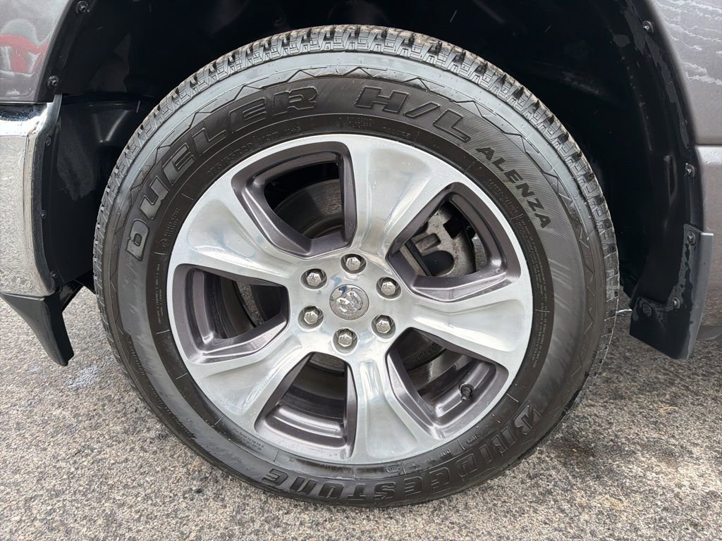 Used 2023 RAM 1500 Laramie image 9