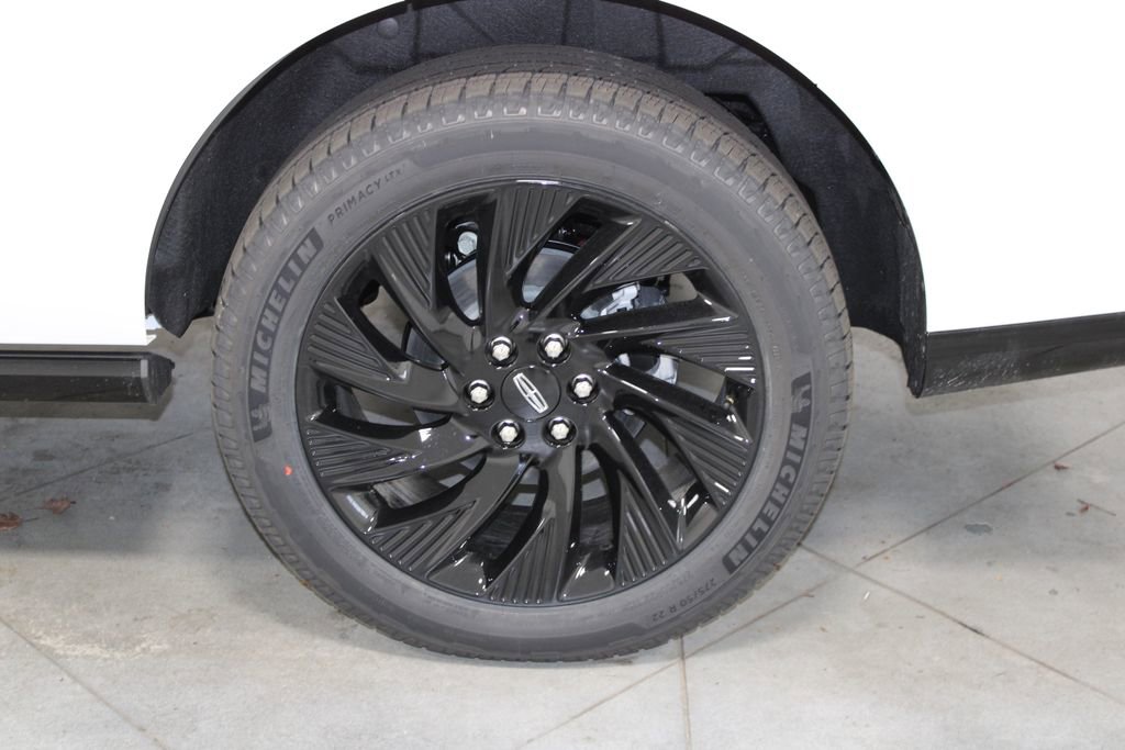 New 2025 Lincoln Navigator Reserve w/ Jet Appearance Package image 21