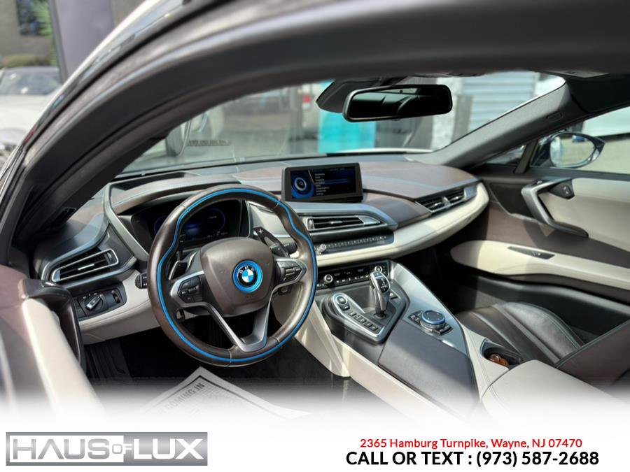 Used 2015 BMW i8 2dr Cpe image 28