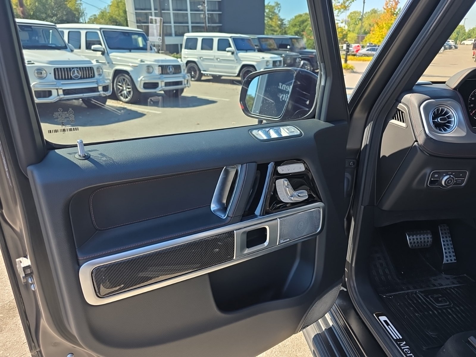 Certified 2025 Mercedes-Benz G 550 image 12