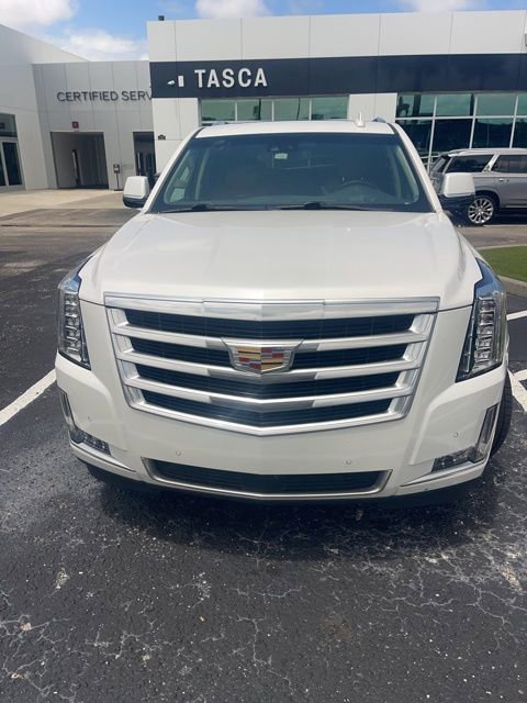Used 2019 Cadillac Escalade Premium Luxury AWD/4WD image 2
