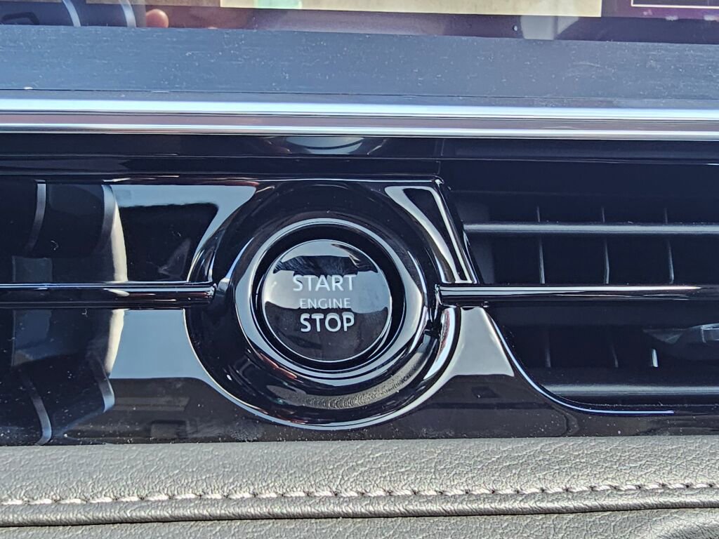 New 2025 INFINITI QX80 Sensory image 39