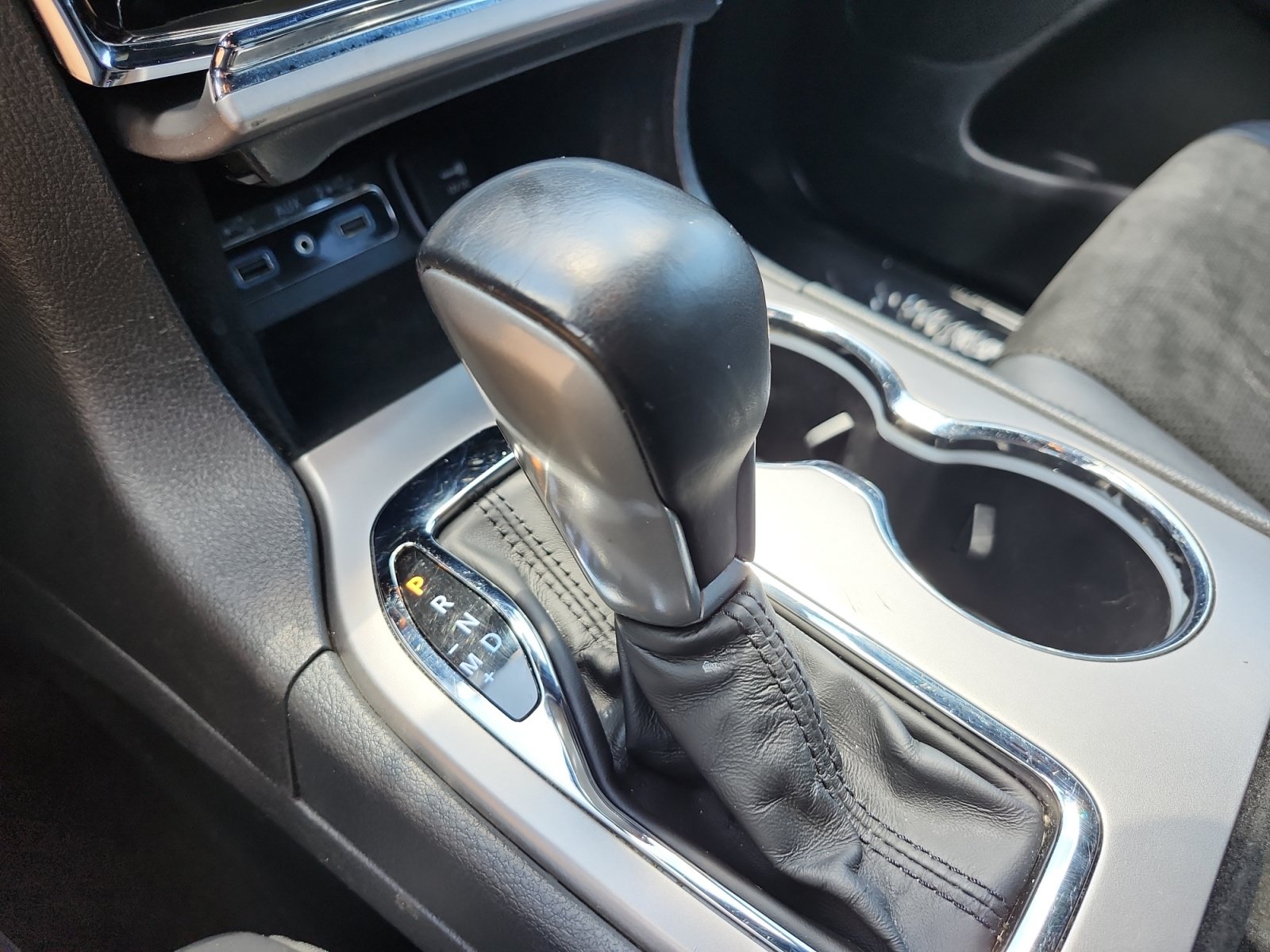 Used 2019 Jeep Grand Cherokee Altitude RWD image 22