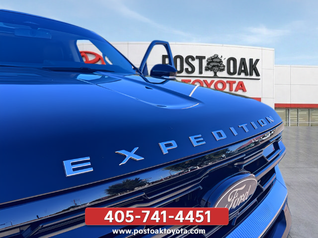 Used 2026 Ford Expedition Platinum w/ Driver's Package AWD/4WD image 30