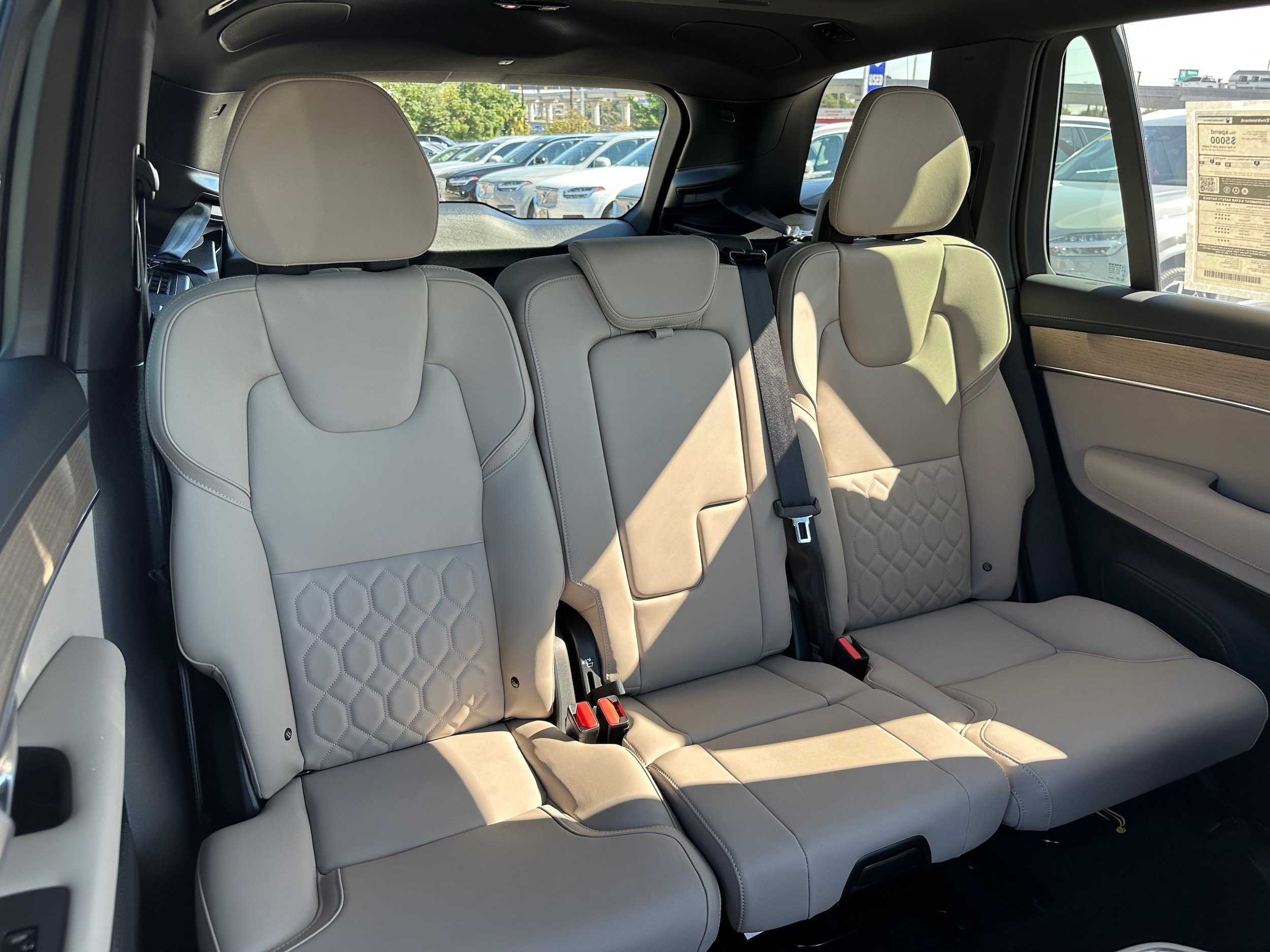 Used 2026 Volvo XC90 B6 Plus w/ Protection Package Premier AWD/4WD image 10