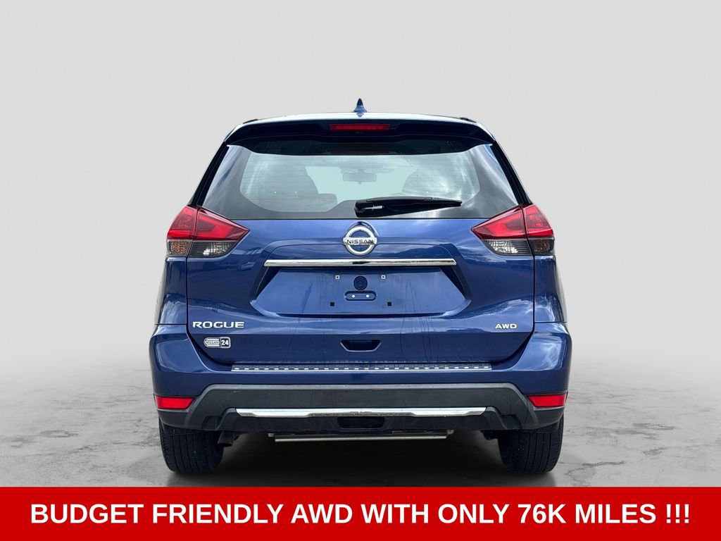Used 2018 Nissan Rogue S AWD/4WD image 4