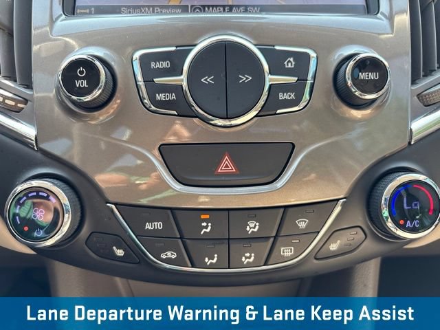 Used 2016 Chevrolet Cruze Premier FWD image 27