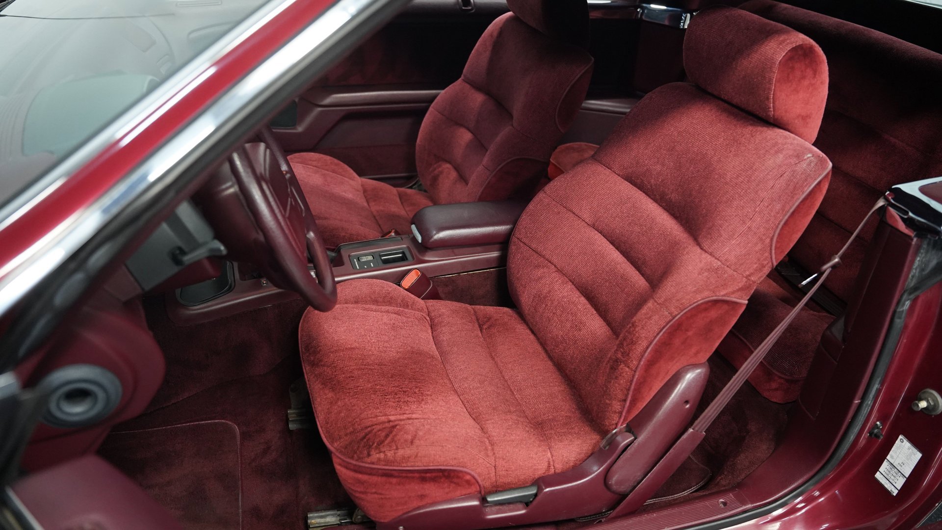 Used 1991 Chrysler LeBaron Convertible FWD image 38