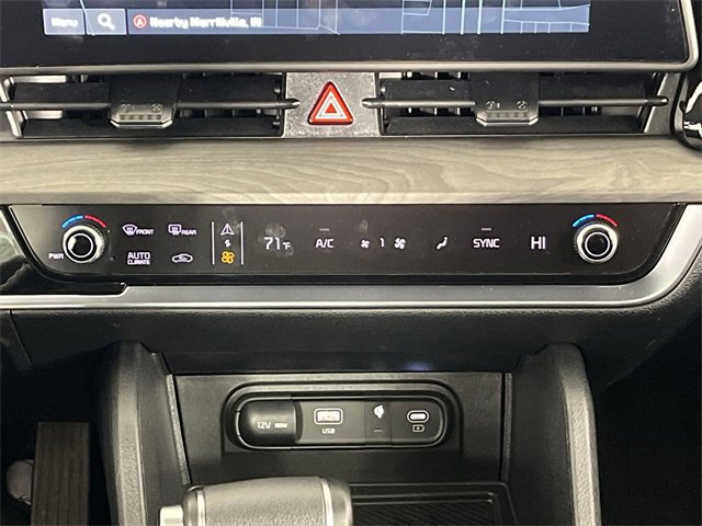 Used 2025 Kia Sportage X-Line w/ Premium Package image 18