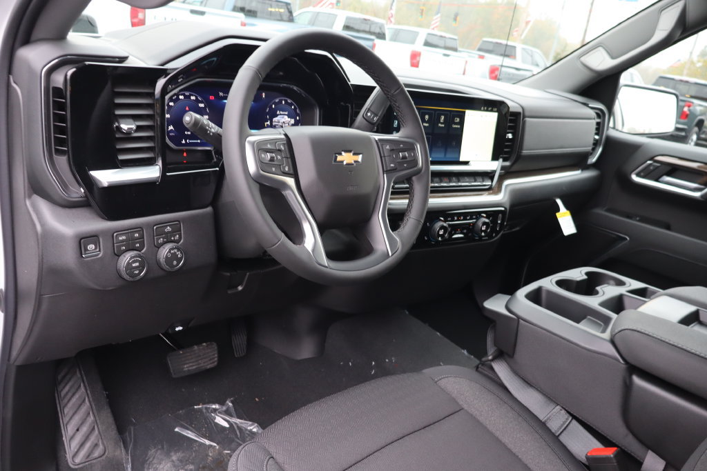 New 2026 Chevrolet Silverado 1500 LT w/ Z71 Off-Road Package AWD/4WD image 6