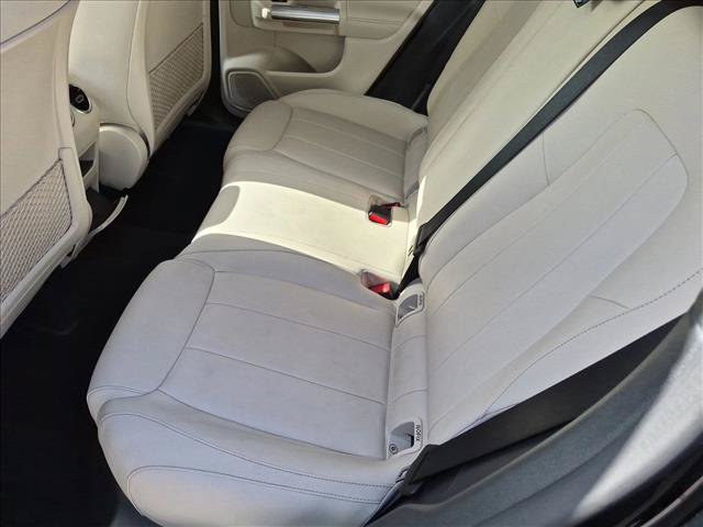 Used 2021 Mercedes-Benz GLA 250 4MATIC image 18