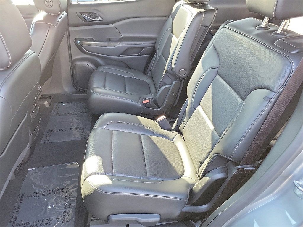 Used 2023 GMC Acadia SLT image 22