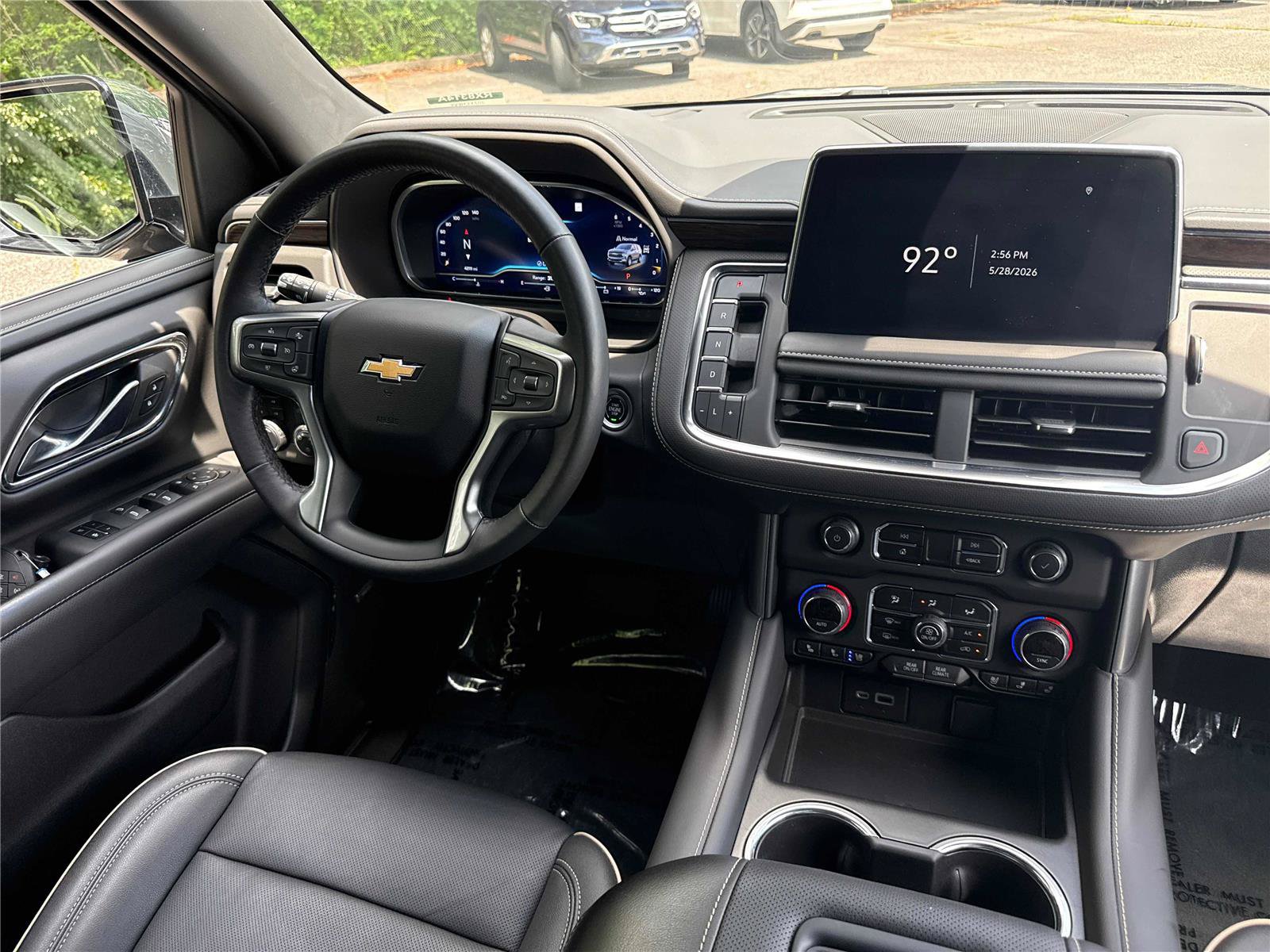 Used 2023 Chevrolet Tahoe Premier AWD/4WD image 15