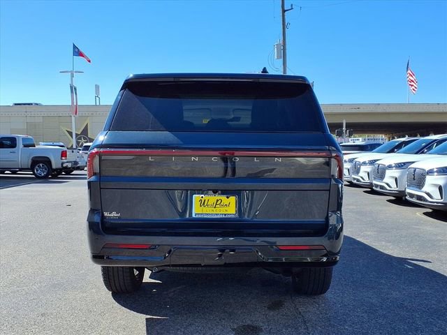 New 2026 Lincoln Navigator Premiere image 5