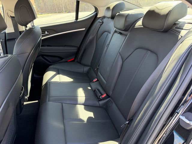 Used 2022 Genesis G70 2.0T image 28