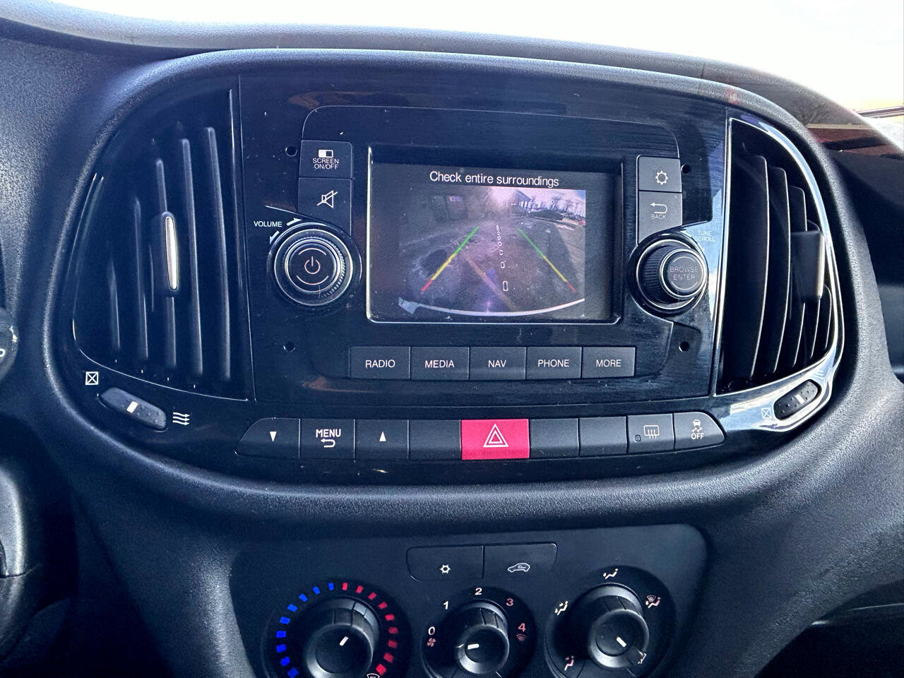 Used 2019 RAM ProMaster City Tradesman SLT image 16