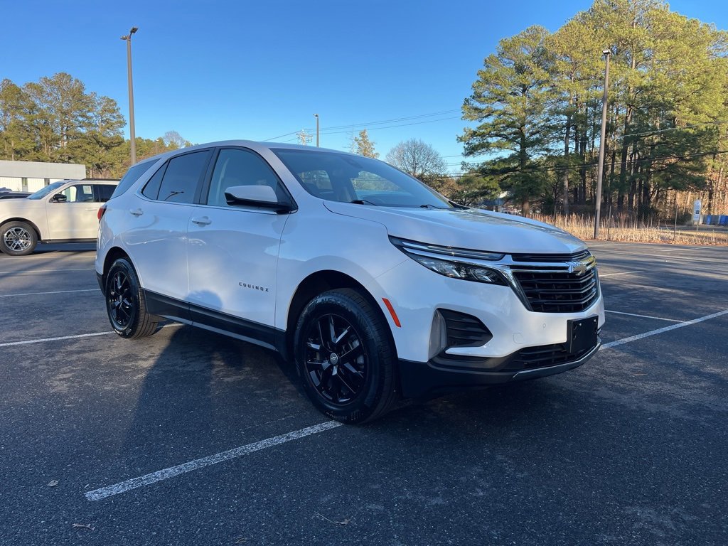 Used 2024 Chevrolet Equinox LT image 4
