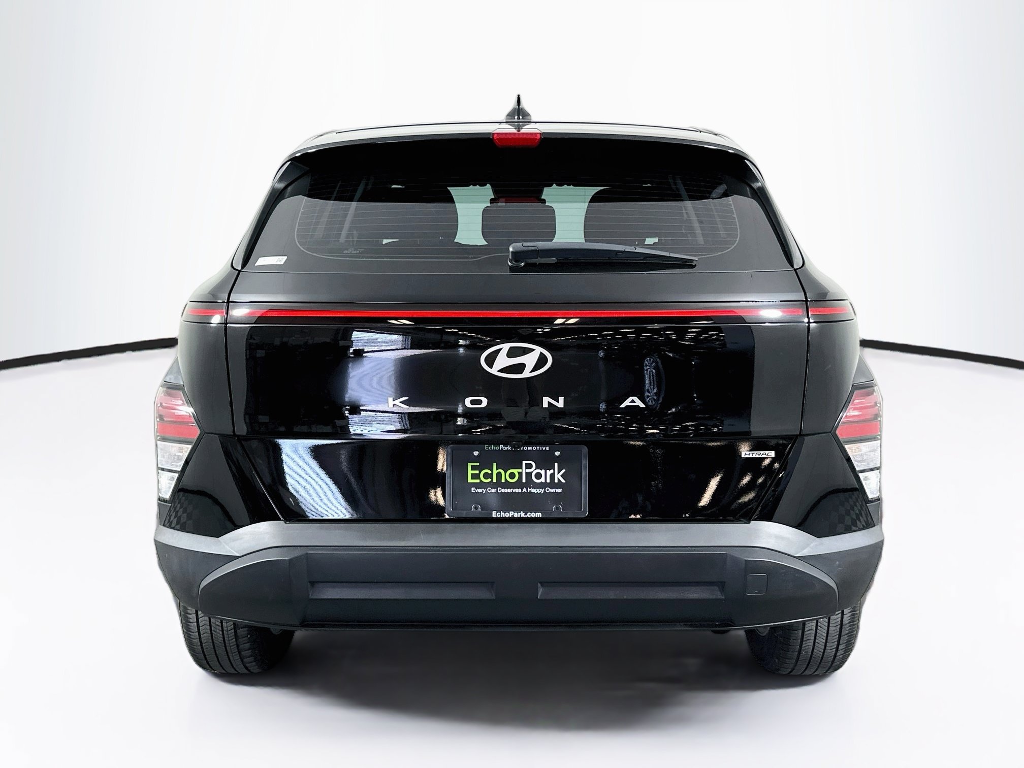 Used 2025 Hyundai Kona SE AWD/4WD image 7