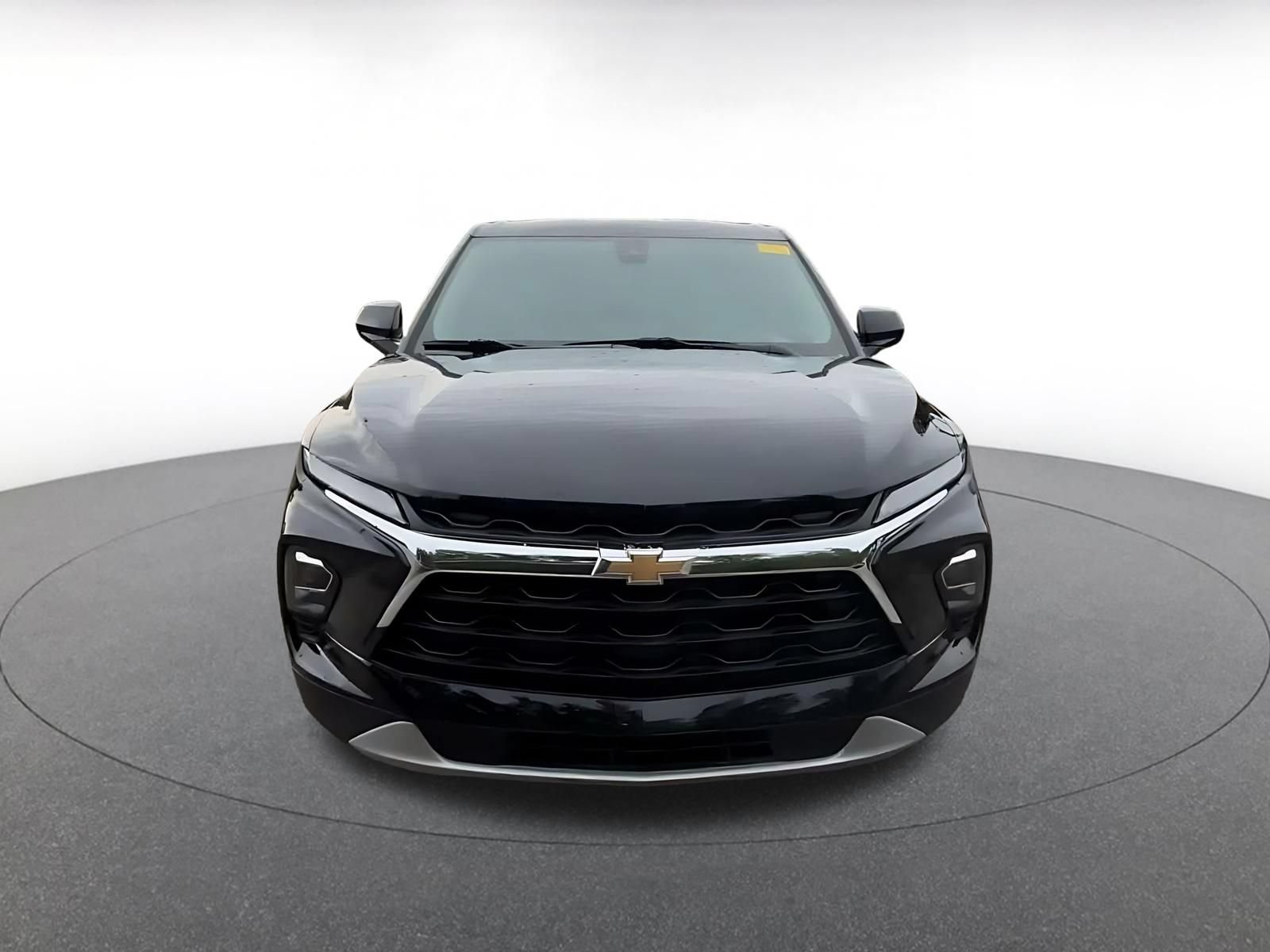 Used 2026 Chevrolet Blazer LT AWD/4WD image 4