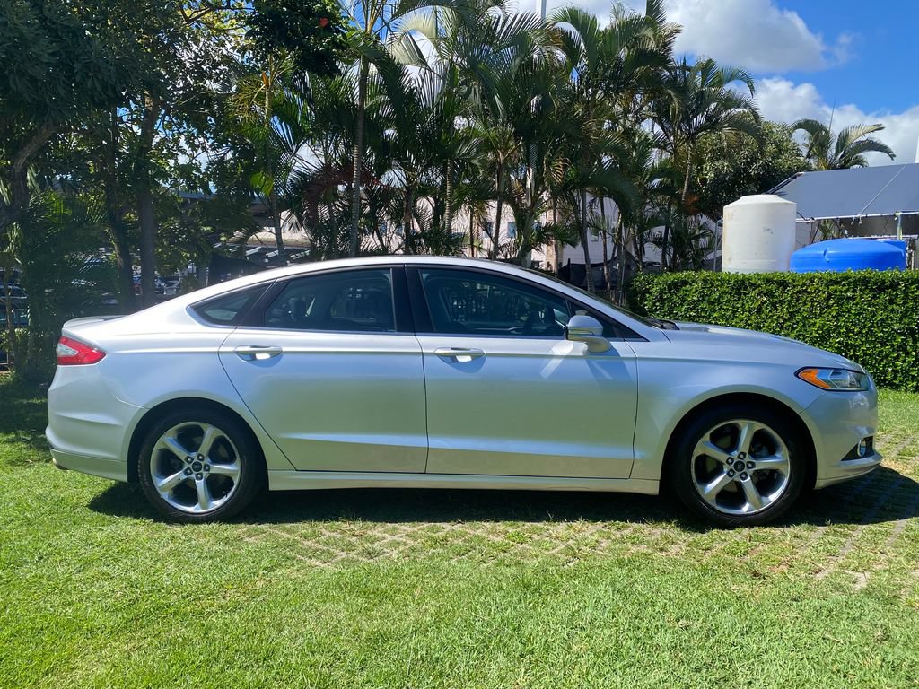 Used 2016 Ford Fusion SE FWD image 26