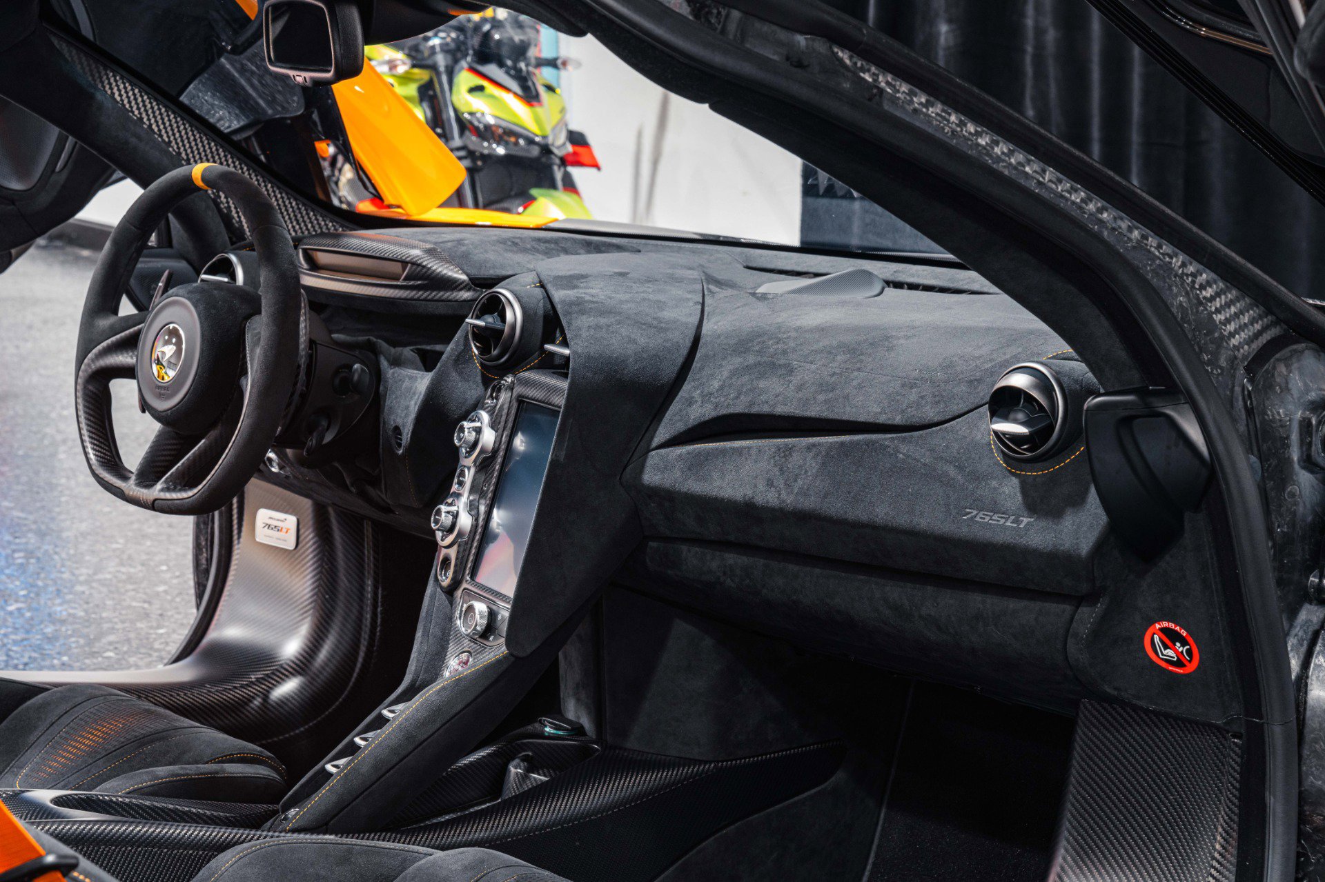 Used 2021 McLaren 765LT image 11