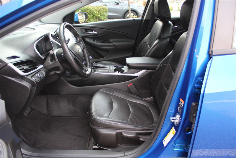 Used 2018 Chevrolet Volt LT w/ LT Driver Confidence Package image 18