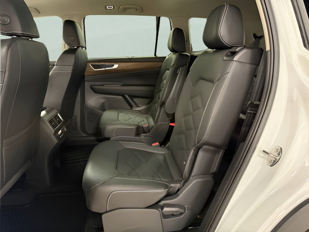 New 2026 Volkswagen Atlas SE image 19