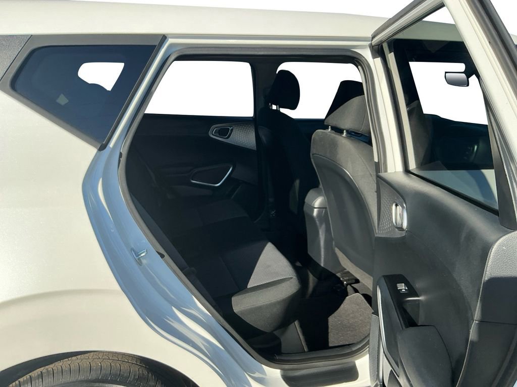 Used 2024 Kia Soul LX w/ Option Group 015 image 23