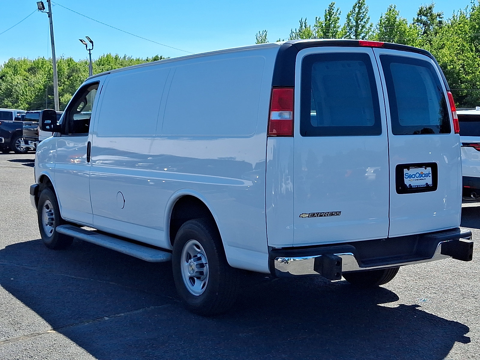 Certified 2024 Chevrolet Express 2500 w/ Driver Convenience Package RWD image 5