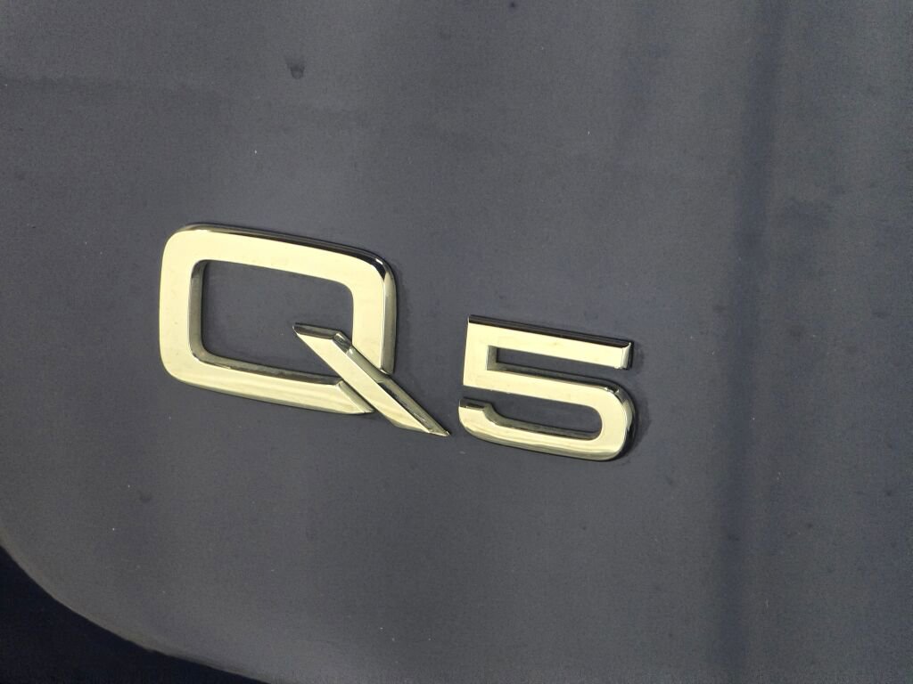 Certified 2025 Audi Q5 2.0T Premium Plus image 32